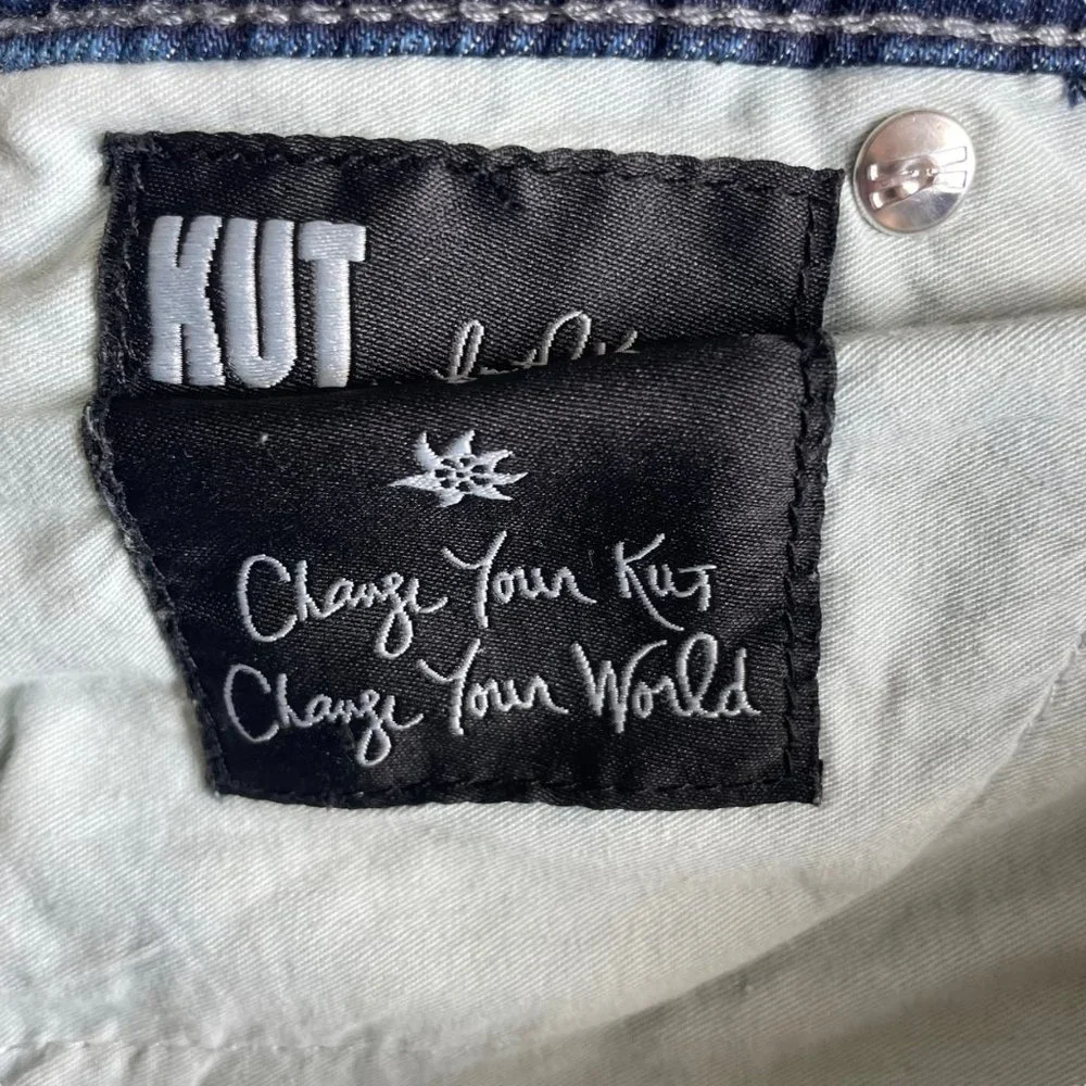 Kut From The Kloth Farrah Baby Bootcut Mid-Rise Jean Size 6 Inseam 28.5" - Picture 10 of 11